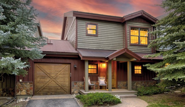 Eagle-Vail Townhome w/Private Spa! - Minutes from Vail and Beaver Creek!