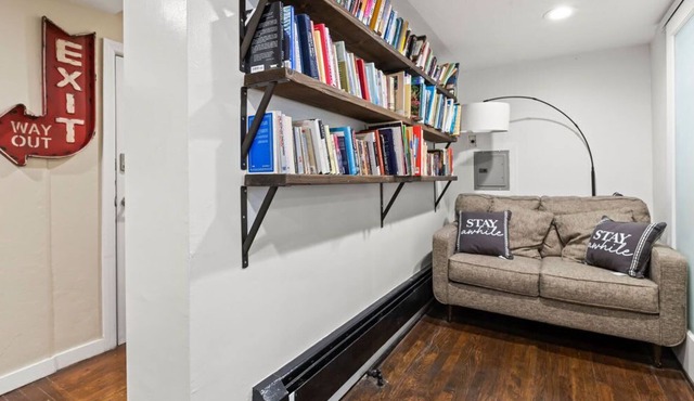 Eclectic APT in Urban Wheat Ridge- Rooftop Deck!