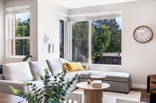 Eco-Friendly 3BR Retreat w UW & Hospital in Seattle