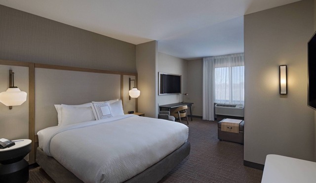 Fairfield Inn & Suites by Marriott Colorado Springs East/Ballpark