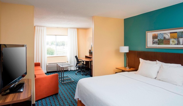 Fairfield Inn & Suites Greeley