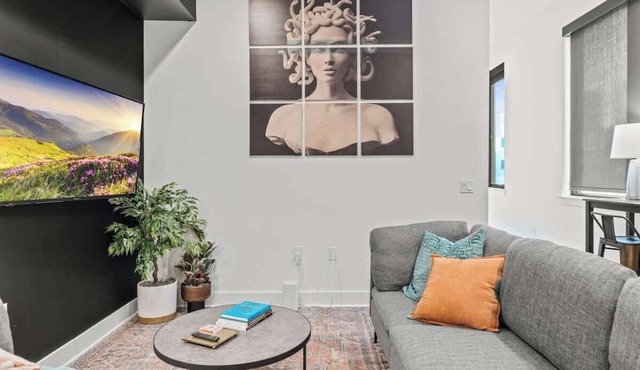 FIFA STAY King Bed | GYM | Free Parking | Rooftop in Philadelphia