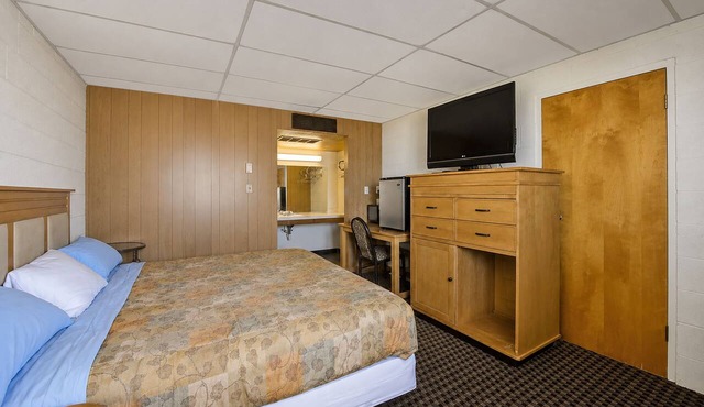 First Inn By OYO Quinter Hwy 70 in Quinter