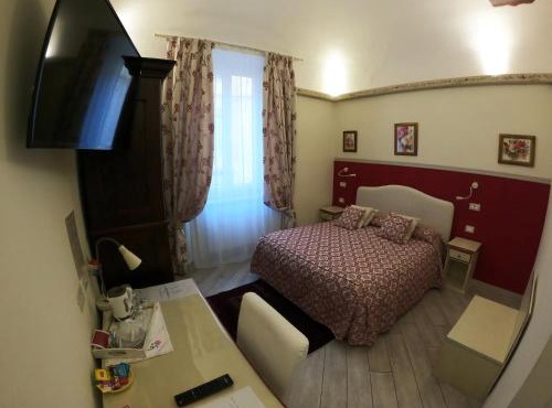 Five Roses Bed & Breakfast in Pisa