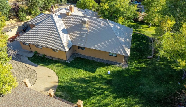 Game Room, Media Room & Pool: Luxe Villa in Craig!
