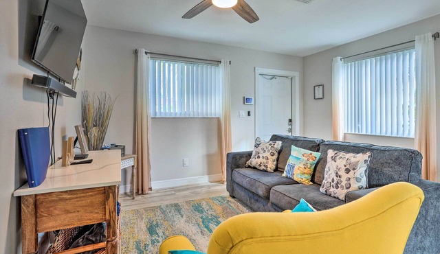 Gated Southern Miami Home: 22 Mi to Downtown! in Miami