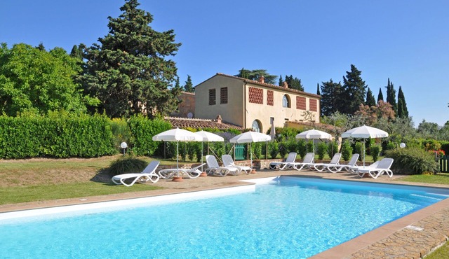 Glicini 3 - Apartment with swimming pool in Noce