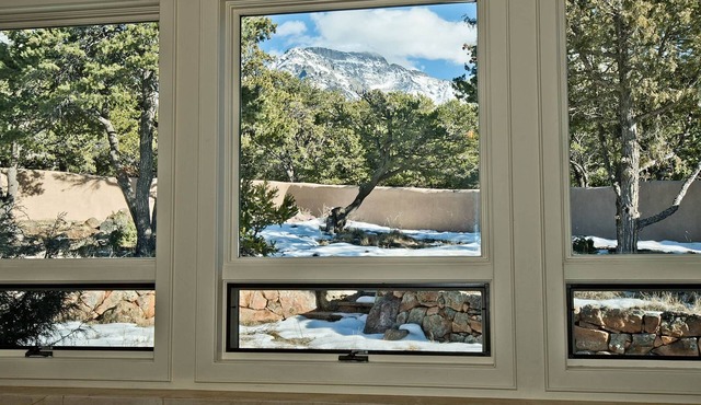 Goldmine Mountain and Sky Retreat