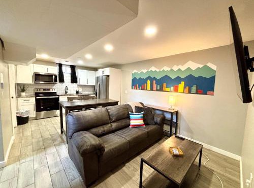 Gorgeous 2-King-Bed Lower Unit in Denver