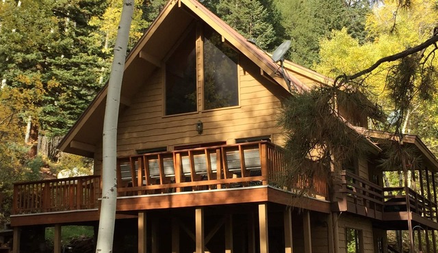 Gorgeous Ouray Cabin: Mountain View, Secluded, Sleep 10, Convenient, STR12024018
