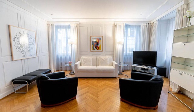 Great 2BD flat old town (SCHIPFE B) in Zürich