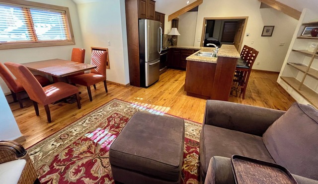 Hidden gem, prime location, close to gondola in Mtn Village Core, nice finishes