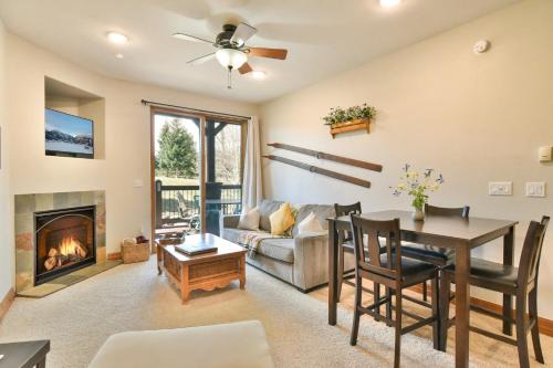 Highland Greens Retreat: Great Location, Near Shuttle Stops