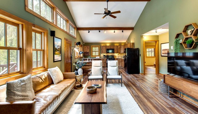 Hike, Bike, Raft: Colorado Home Near Crested Butte