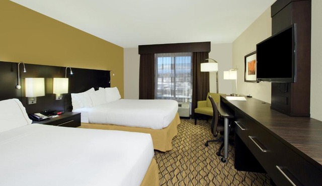 Holiday Inn Express - Colorado Springs - First & Main by IHG