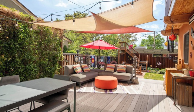 Hot Tub Soaks & Foodie Strolls! Berkeley Area Base