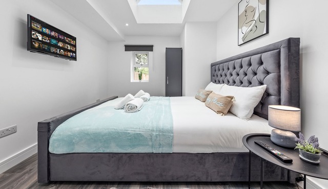 Impeccable Ensuite Room in Finsbury Park LondonN19 in London