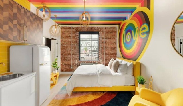 Koko Bayer Art Suite 109