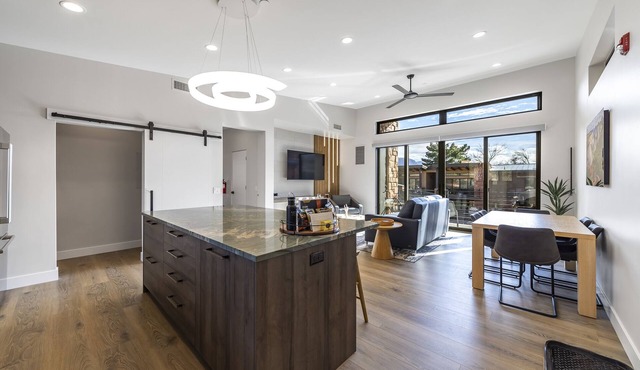 LaFave-Luxury Villa at Zion: East Temple in Springdale
