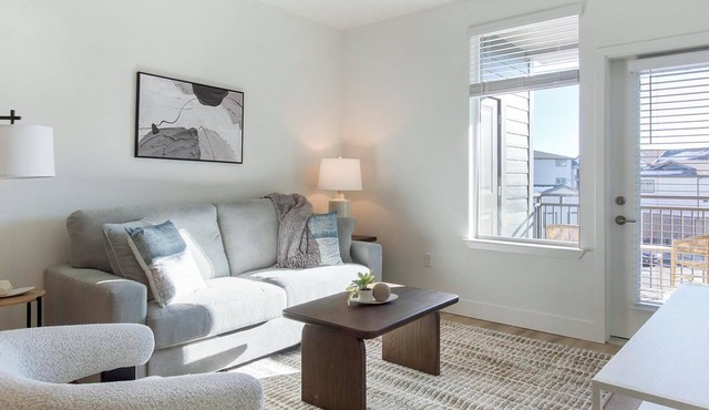 Landing | Beautiful 1BD, Clubhouse, Gym
