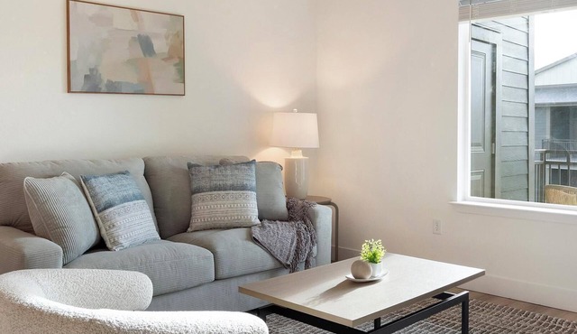 Landing | Modern 1BD, Clubhouse, Gym