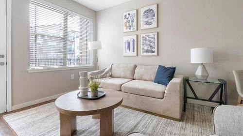Landing Modern Apartment with Amazing Amenities (ID1266X740)