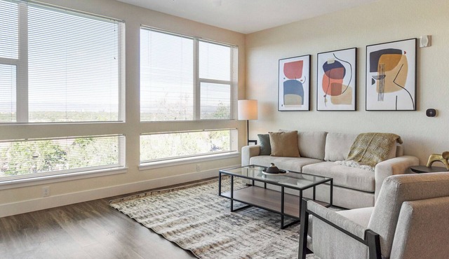 Landing | Spectacular 2BD, Gym, Clubhouse
