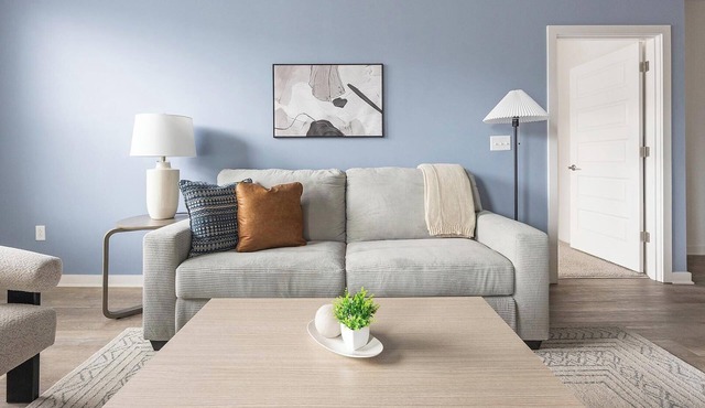 Landing | Stunning 2BD, Clubhouse, Yoga Studio