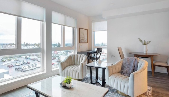 Landing | Stylish 1BD, Gym in Seattle