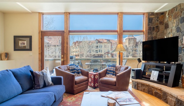 Le Chamonix I by AvantStay | Condo w/Views in Great Location