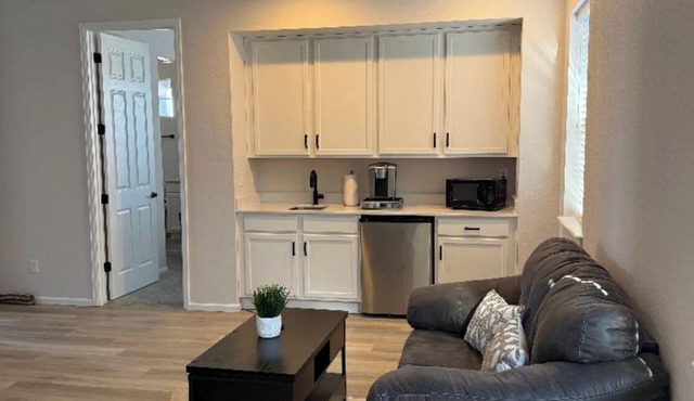 Lock-off In-law Apartment in Sterling Ranch - SW Denver