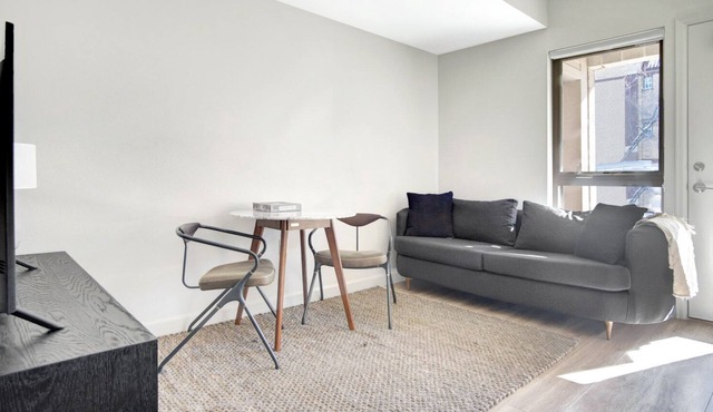 Luxe Capitol Hill 1BR w/ W/D, 4 blocks from Cheesman Park, by Blueground