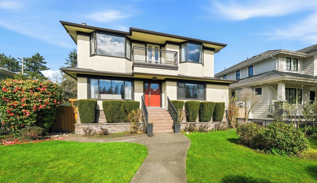 Luxury 5BR Point Grey | Jericho Beach + Downtown in Vancouver