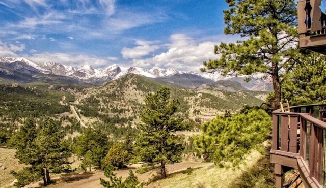 Luxury Chalet | Near Rocky Mountain NP & YMCA | Breathtaking Mountain Views