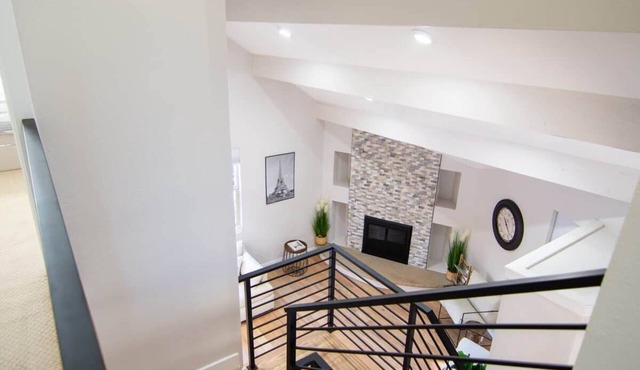 luxury Home In Great Location