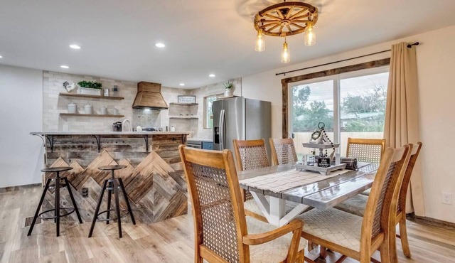 Luxury Spacious House Great for a Family Retreat