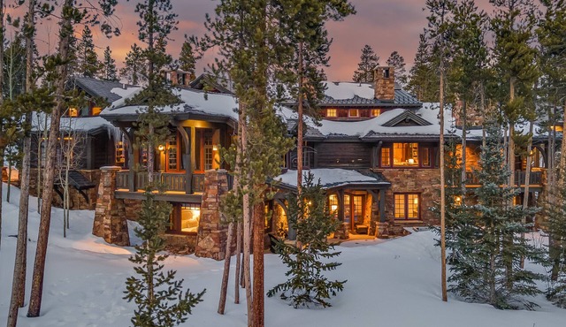 Magnificent + Movie Theater + Oversized Hot Tub | Alpine Grandeur