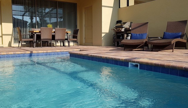 Make Family Vacation Memories w/private pool or 2 min walk to resort facilities! in Davenport
