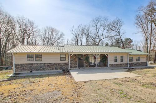 Meech Legacy House | Southern Charm & Cozy Comfort in Benton