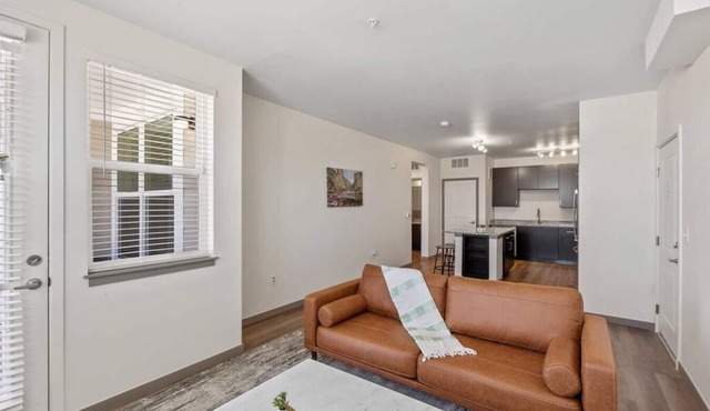 Modern Broomfield Apartment in Broomfield