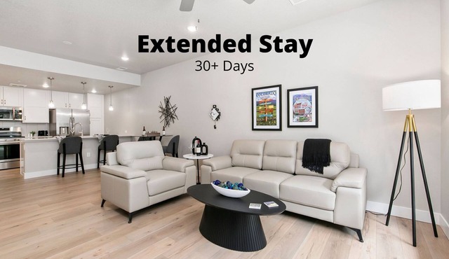 Modern Flat in Old Town N Attached Garage with EV