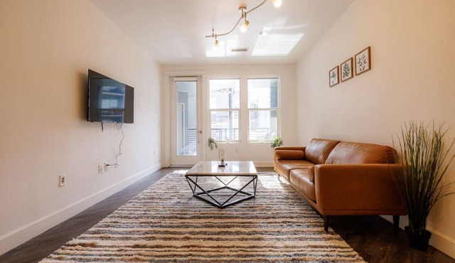 Modern LoDo Living - Denver