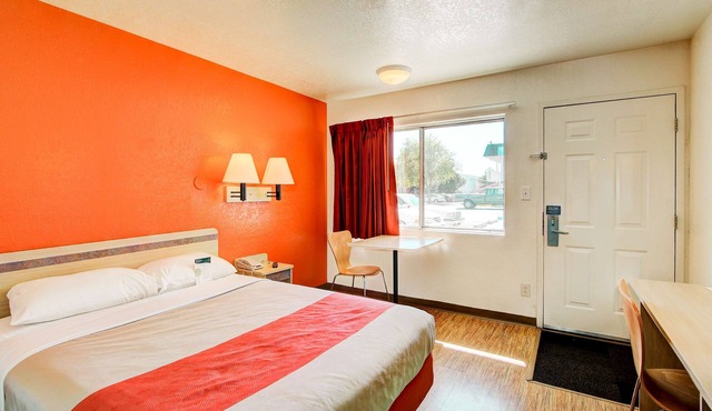 Motel 6 Denver, CO - Airport