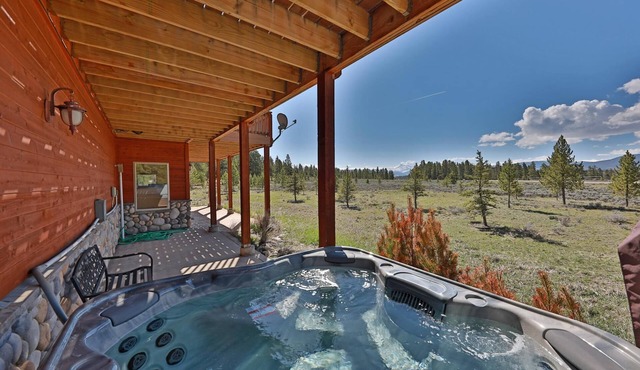 Mountain Peak 4 Bedroom Home by RedAwning in Tabernash