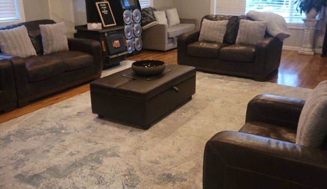 Mountain Vista, Cozy Home, 5 minutes to attractions