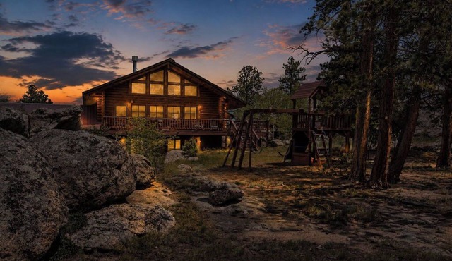 Nature Lover’s Escape Red Feather Lakes Cabin