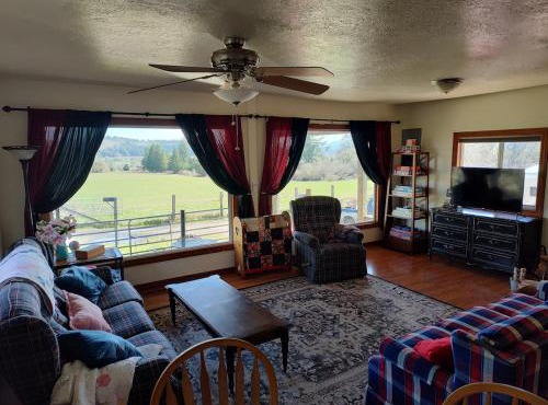 Natures Window in Willamina