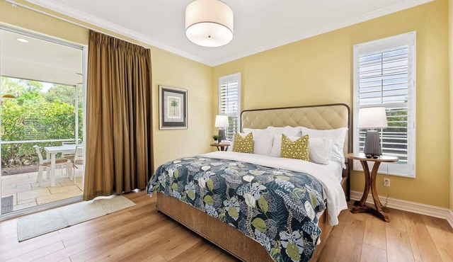 Neapolitan 3BR Tropical Pool Home | Walk to Beach