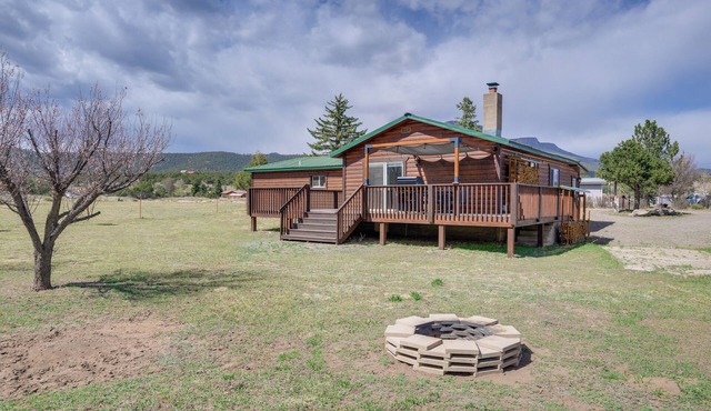 Near Trails & Rio Grande Fishing! Mtn-View Cabin