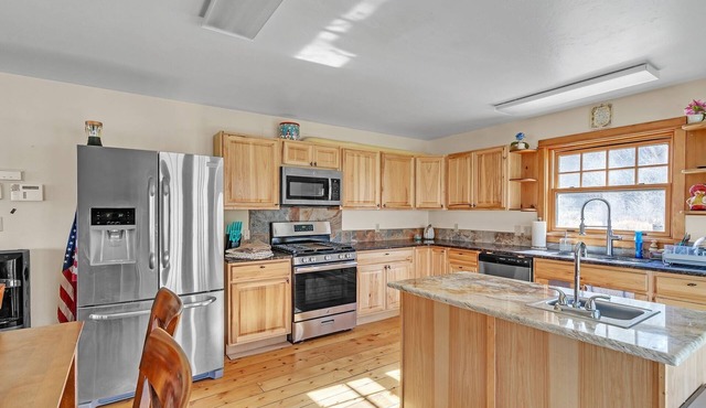 NEW! Charming Country 4BR Retreat with Riverfront Views in Chama